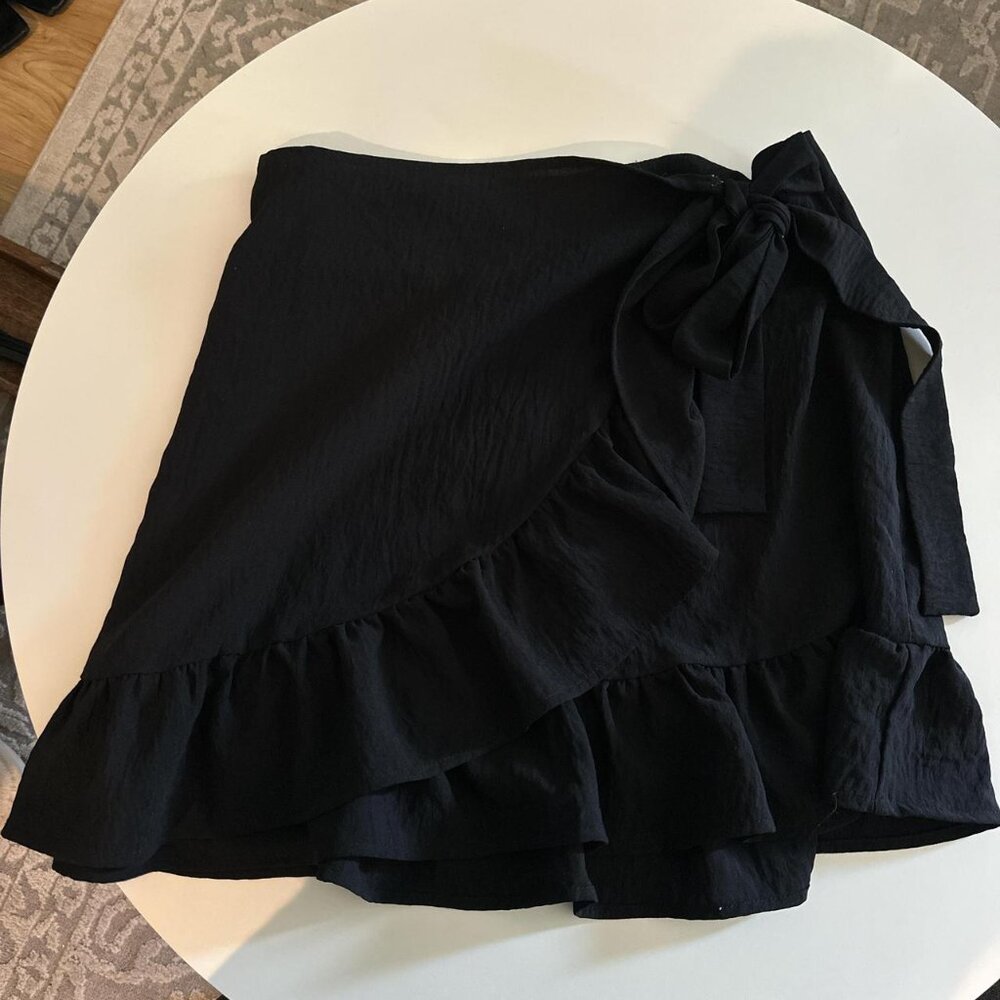 Women's Black Skirt
